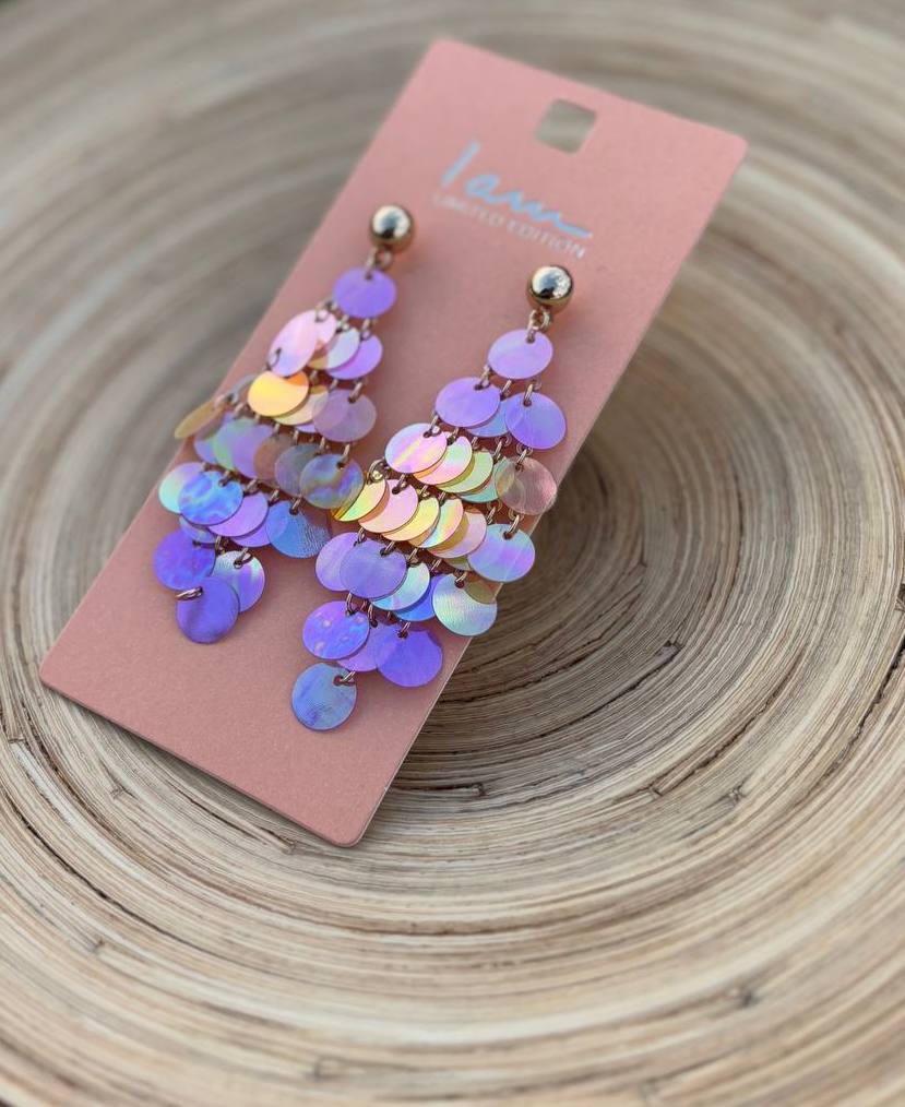 گوشواره آویز بلند پولکی هفت رنگ