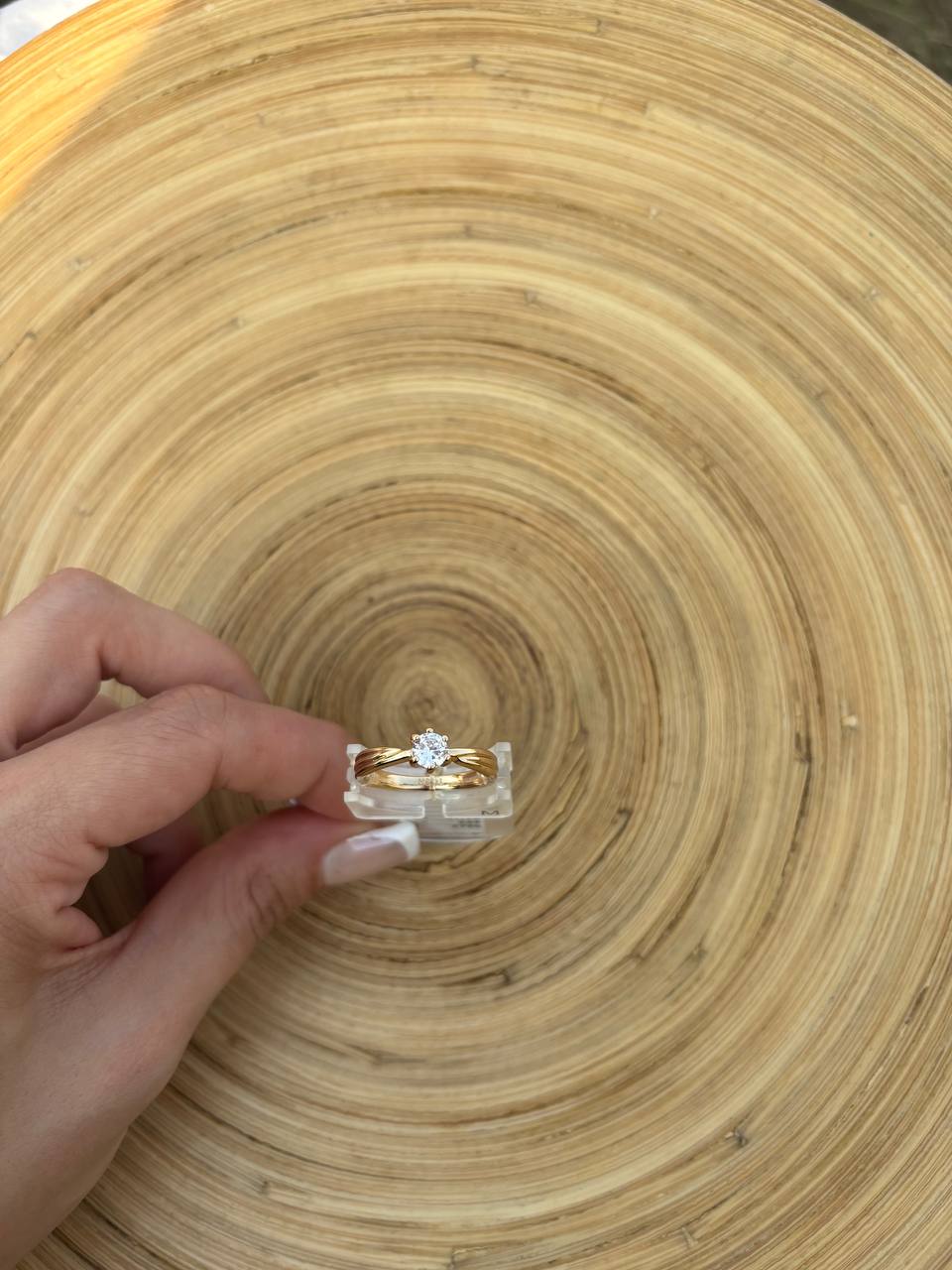 انگشتر طلایی نگین زیرکنیا آبکاری طلا سایز M