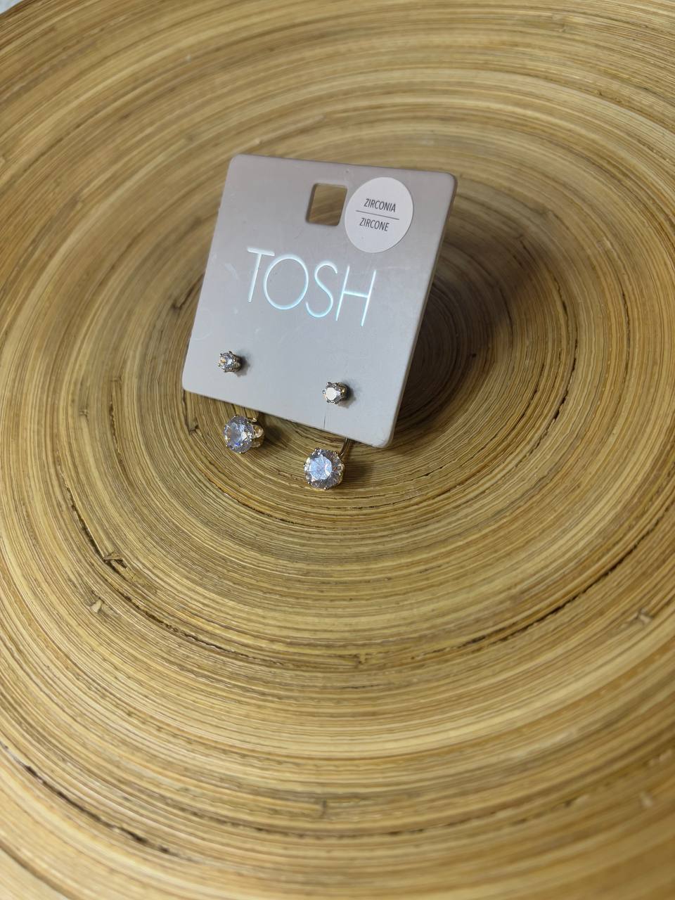 گوشواره میخی تکی آویزدار دوطرفه نگین الماسی زیرکنیا