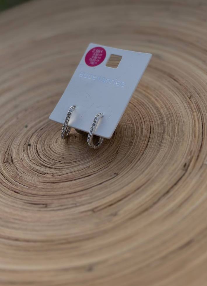 گوشواره حلقه ای تکی نگینی